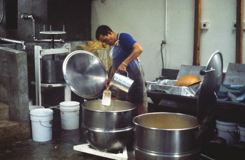 Agustín Xoquic, David Frohman, 1980, Guatemala, Sololá, Soy Dairy, Soy Technology