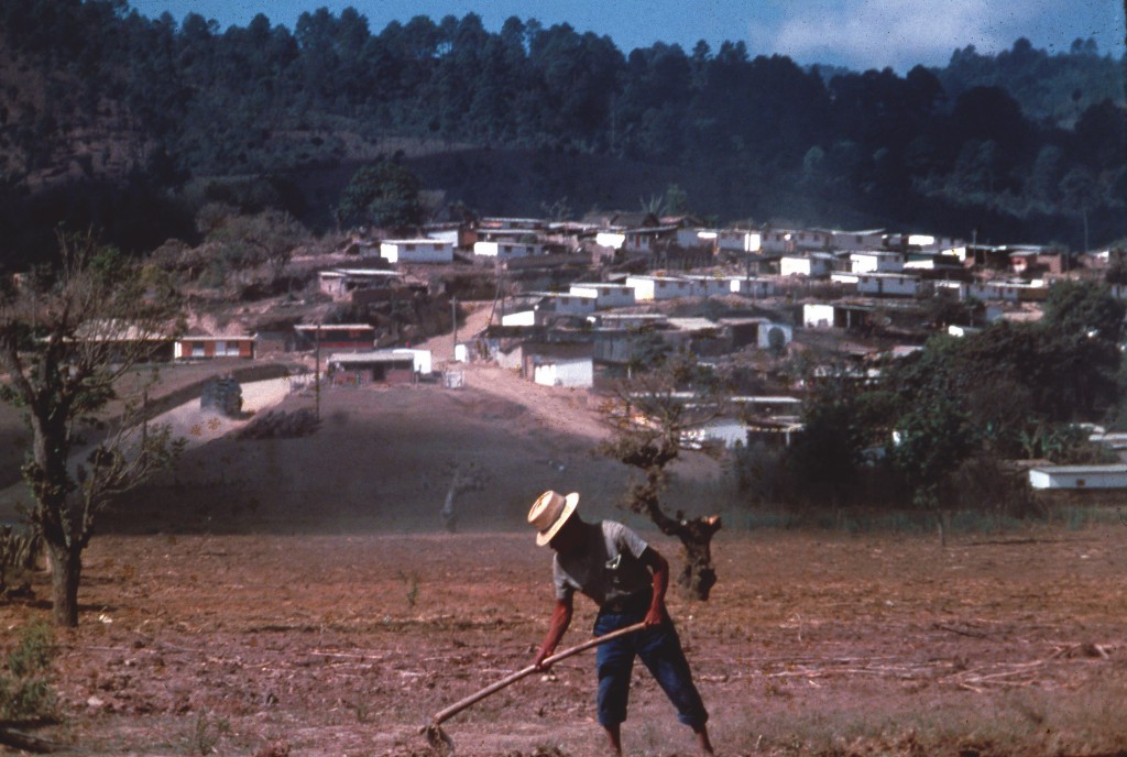 Don Edkins, 1977, Guatemala, San Andrés Itzapa, Disaster Relief