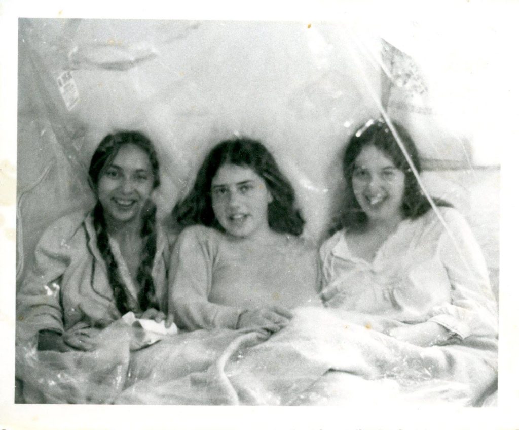 Betsy Keller, Nancy Martin Van Camp, Suzi Viavant, 1978, Guatemala, Medical Relief